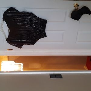 Get Ready for New Years w/ Ardena Sequin bat wing sleeves...